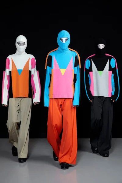 Look 22